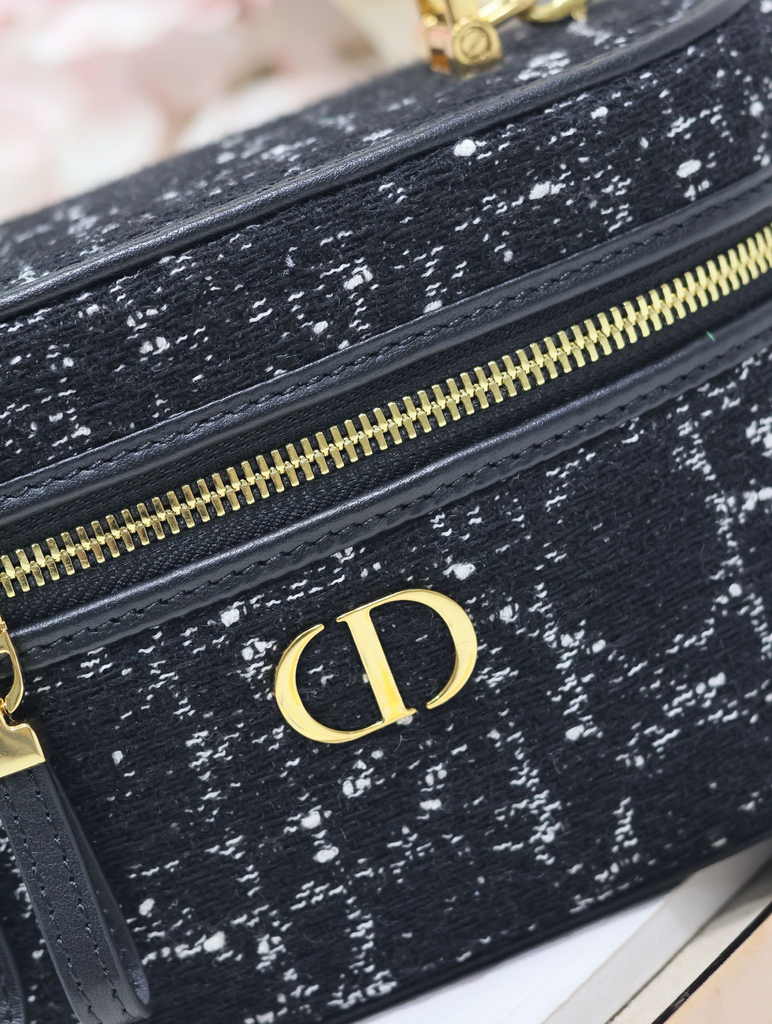 Dior 30 Montaigne Mini Vanity Case S2332 Black Dior Oblique Jacquard - Default Title - View 6