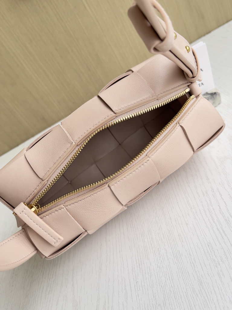 Bottega Veneta Small Brick Cassette 729166 Lambskin Light Pink