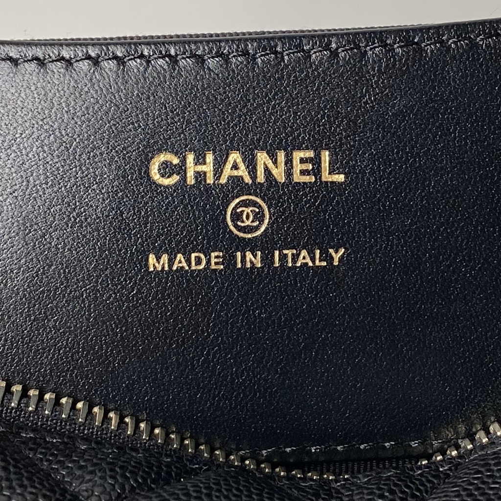 Chanel pouch grained shiny calfskin & gold-tone metal, AP3943 black - Default Title - View 9