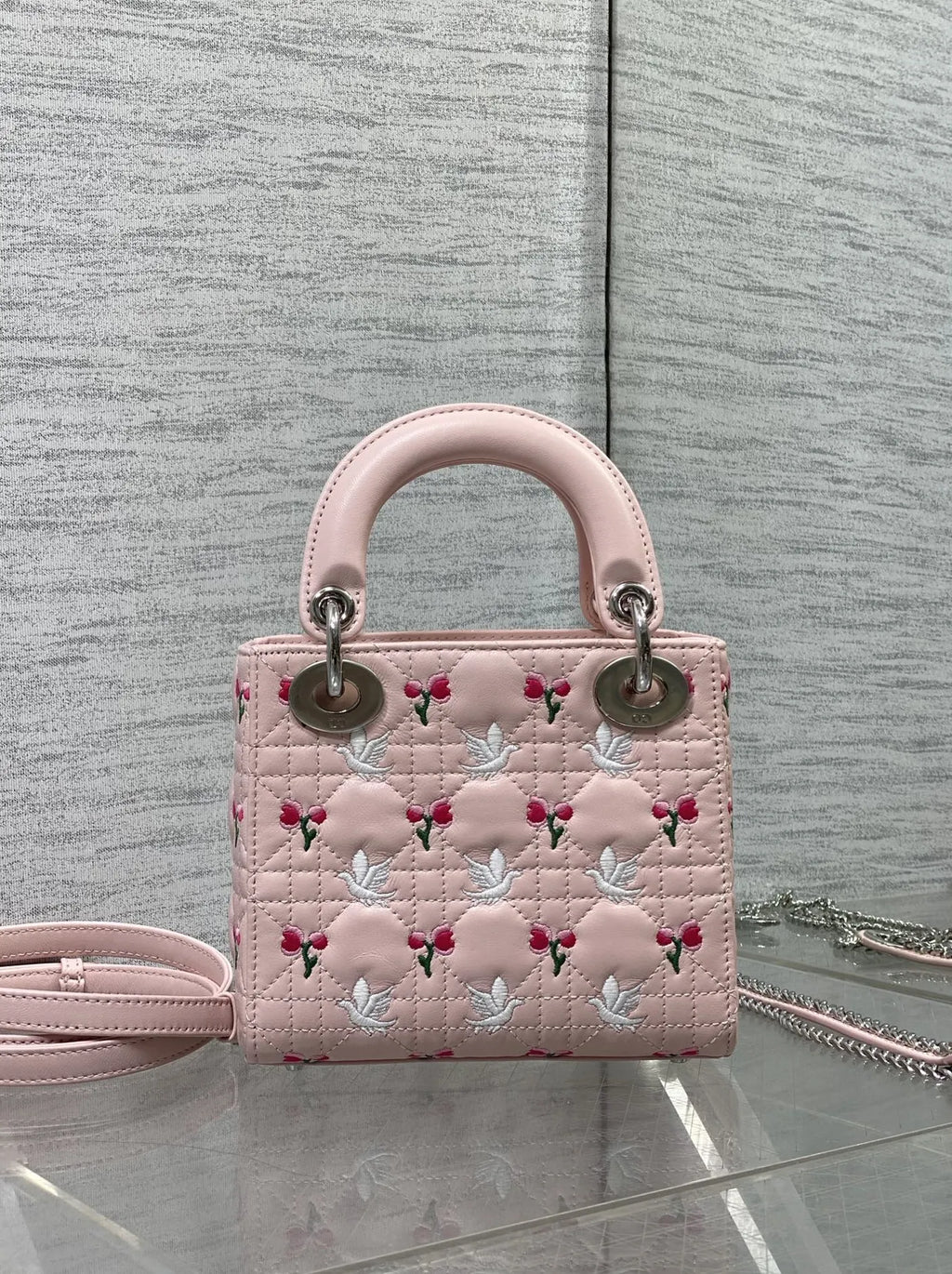 Qixi Mini Lady Dior Bag with Chain, M0505 Cannage Lambskin Pink