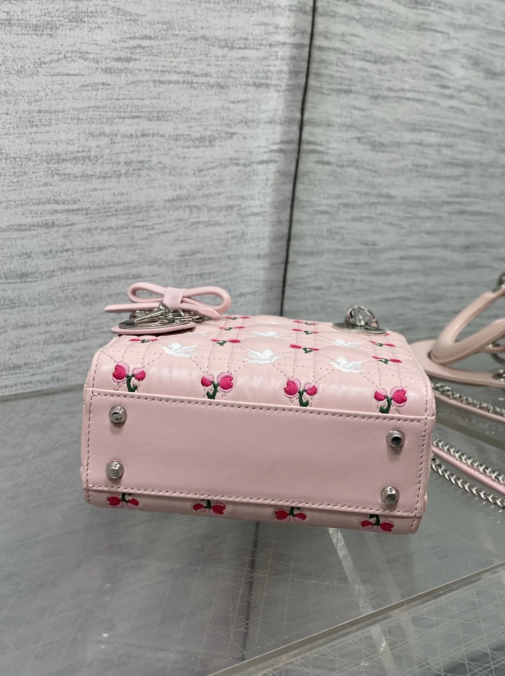 Qixi Mini Lady Dior Bag with Chain, M0505 Cannage Lambskin Pink