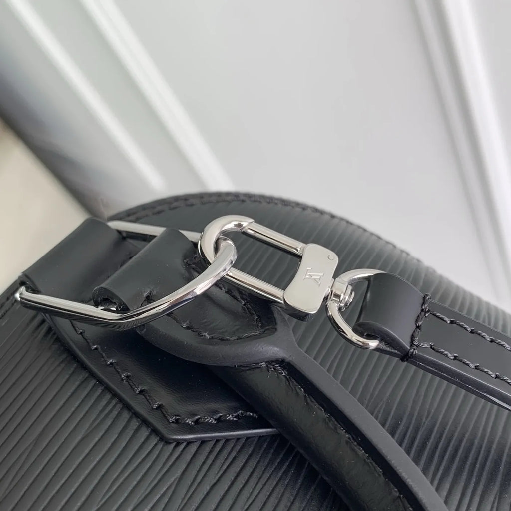 Louis Vuitton Alma BB Bag, M29125 Black Cowhide leather