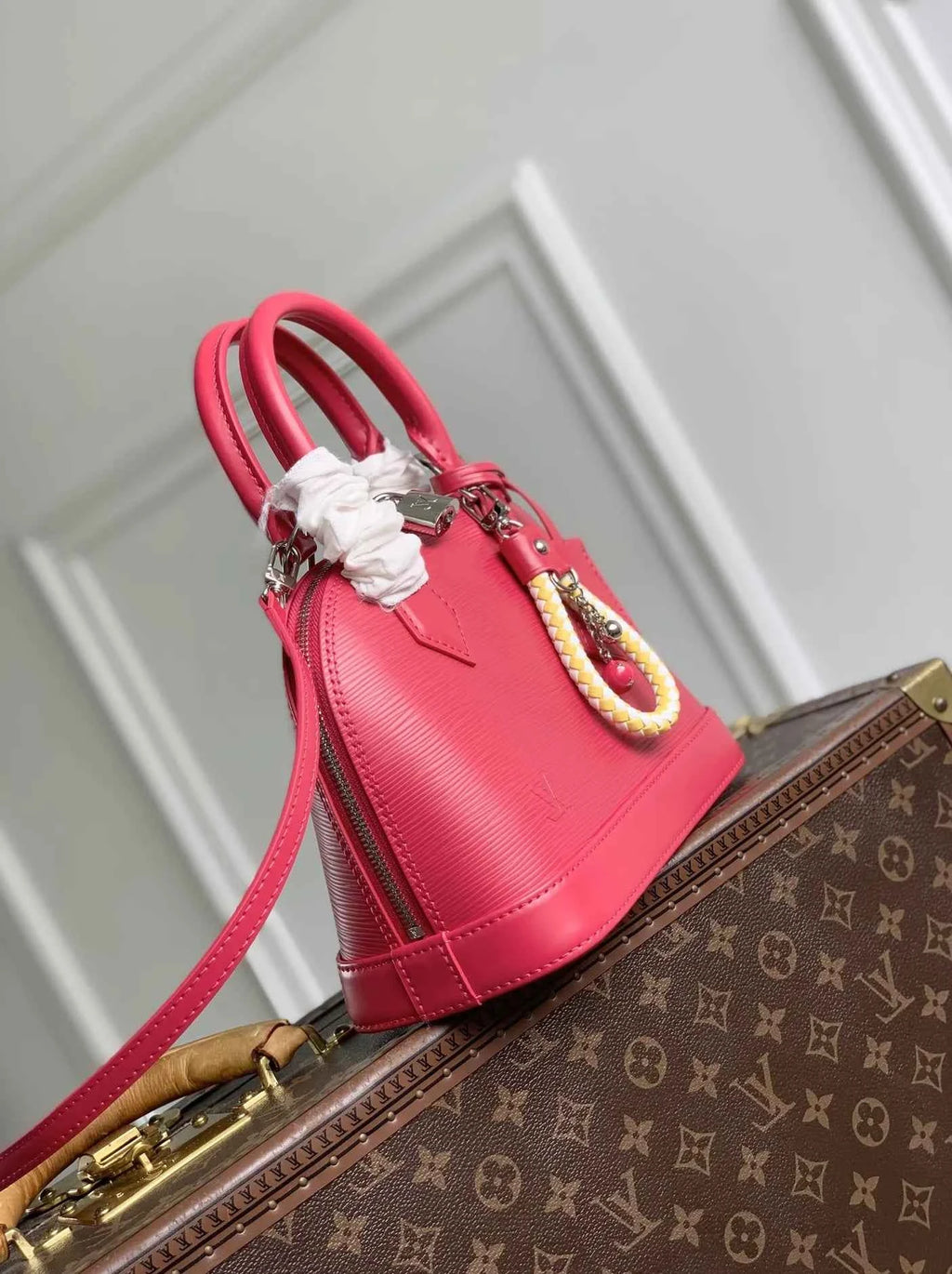 Louis Vuitton Alma BB Bag, M28902 Rose Miami Cowhide leather