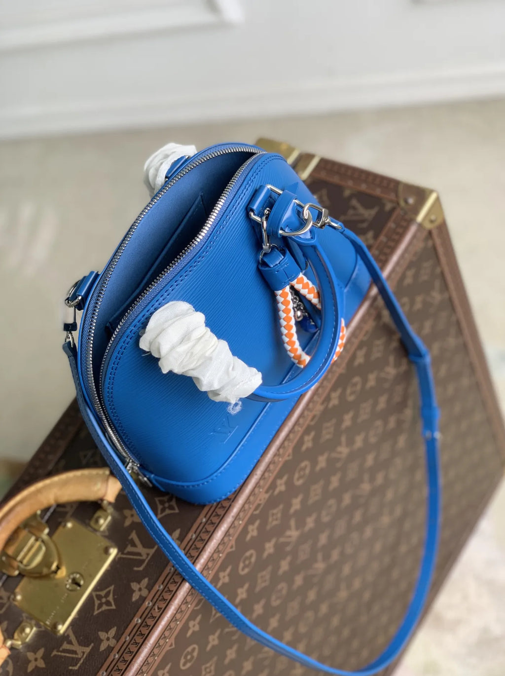Louis Vuitton Alma BB Bag, M29125 Ocean Blue Cowhide leather