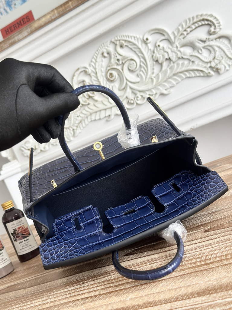 Hermès Birkin Bag 25 Calfskin Navy