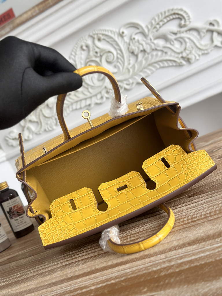 Hermès Birkin Bag 25 Calfskin Yellow