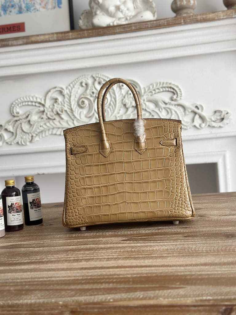 Hermès Birkin Bag 25 Calfskin Apricot