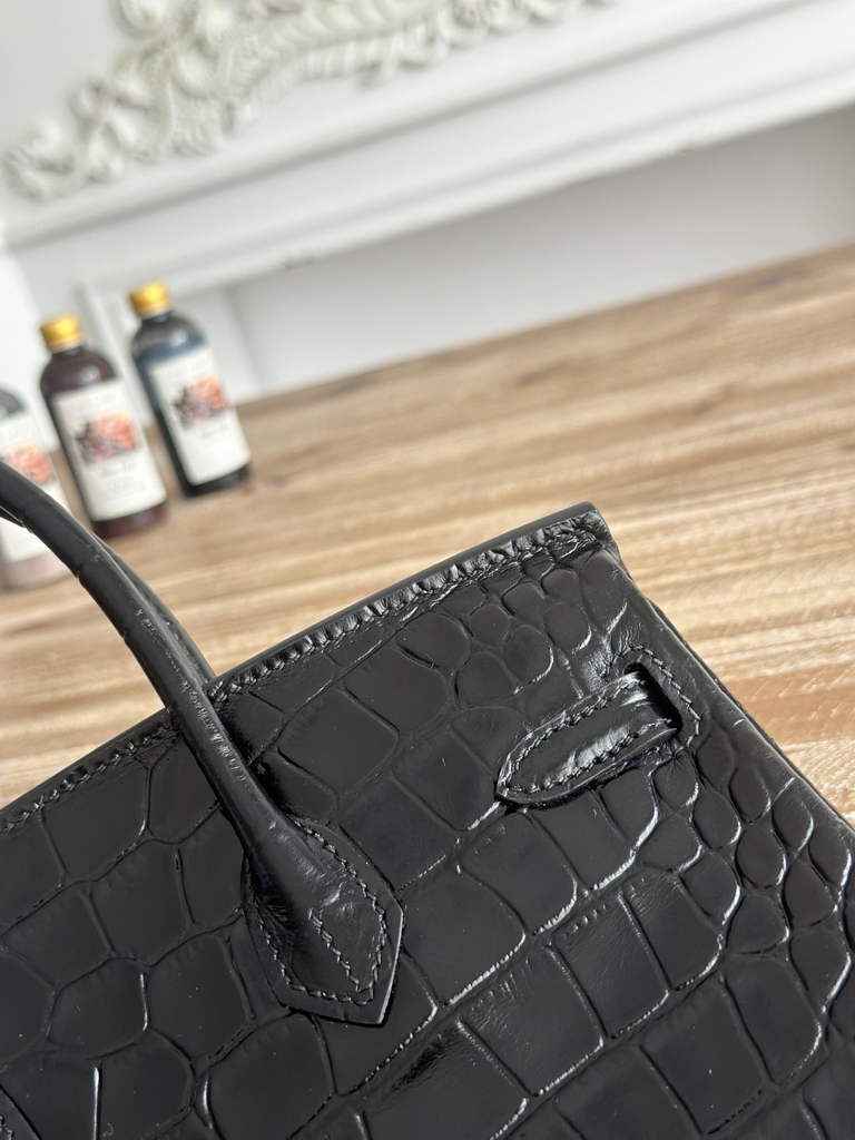 Hermès Birkin Bag 25 Calfskin Black