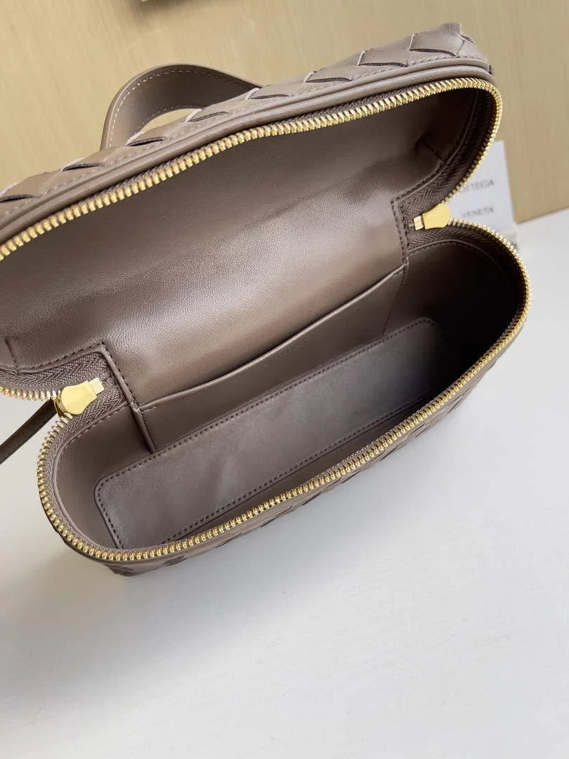 Bottega Veneta Bang Bang Vanity Case 789109 Calfskin Khaki