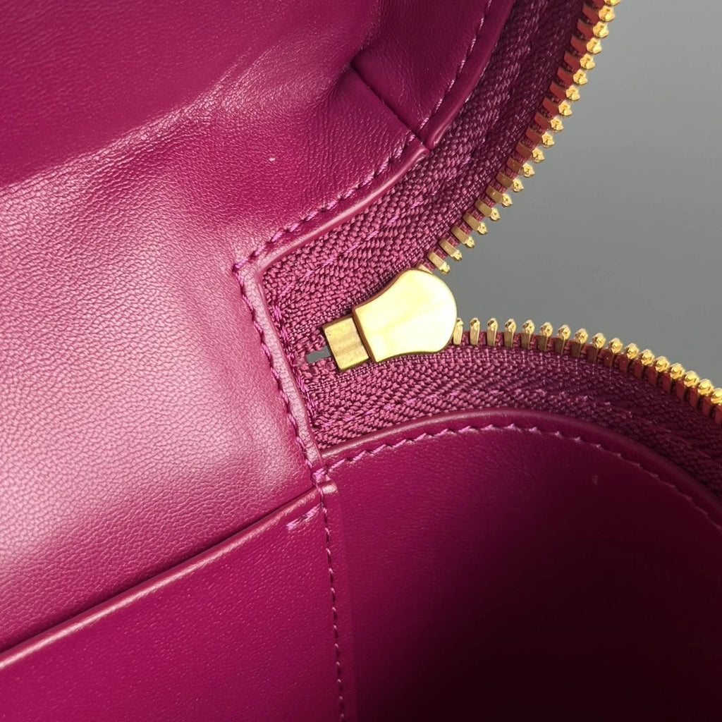 Bottega Veneta Bang Bang Vanity Case 789109 Calfskin purple