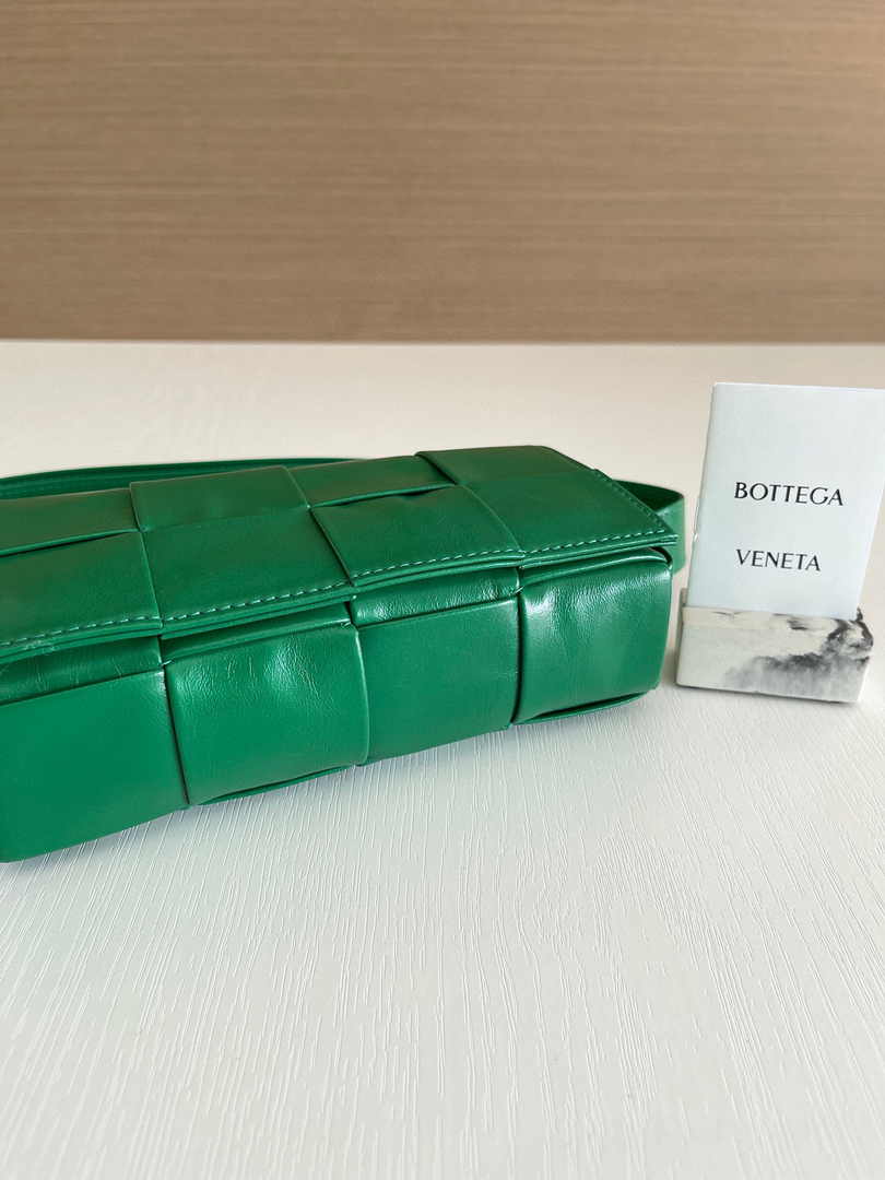 Bottega Veneta Cassette Belt Bag 651053 Lambskin Dark Green