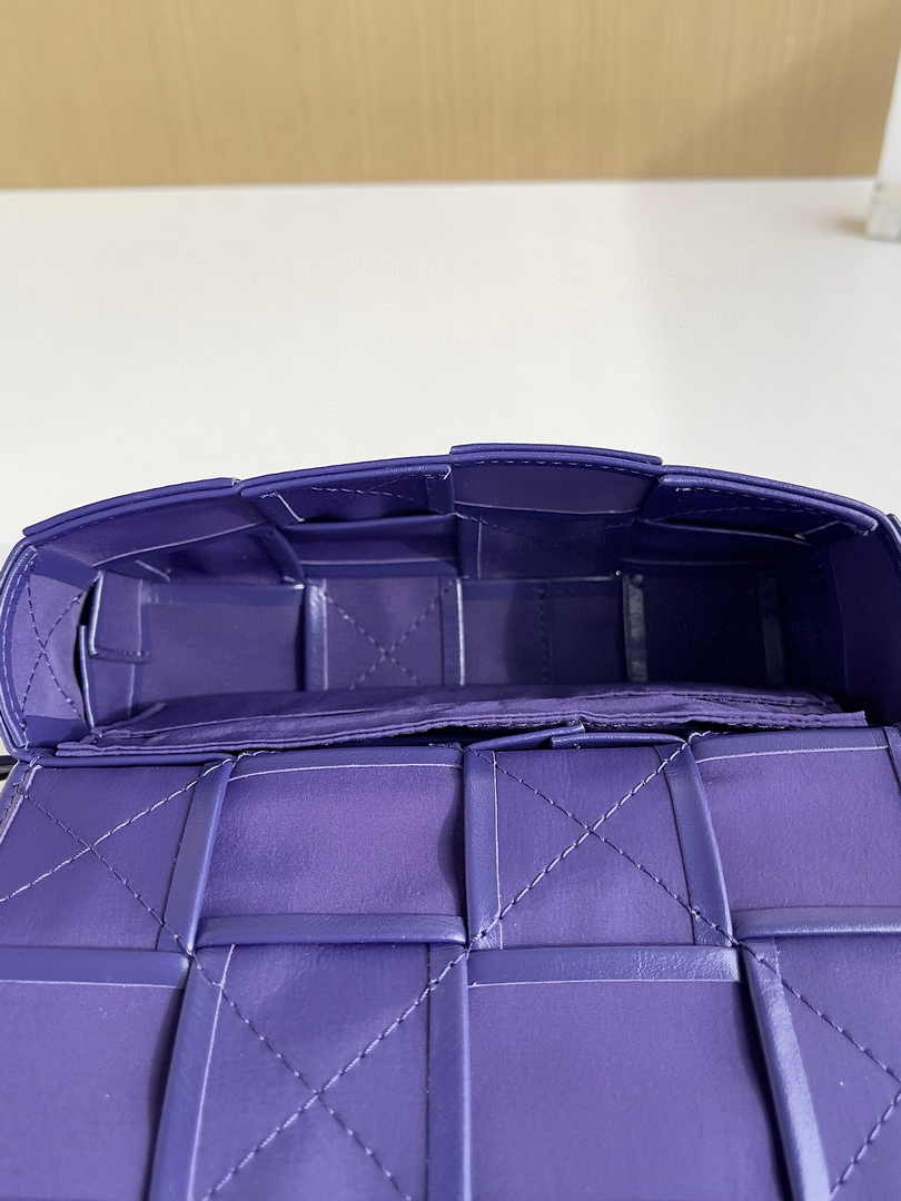 Bottega Veneta Cassette Belt Bag 651053 Lambskin Purple