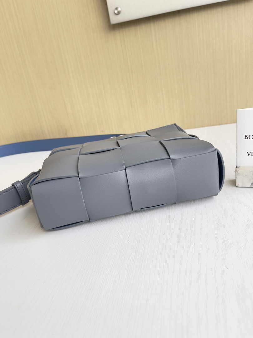 Bottega Veneta Cassette Camera Bag 730027 Gray Calfskin