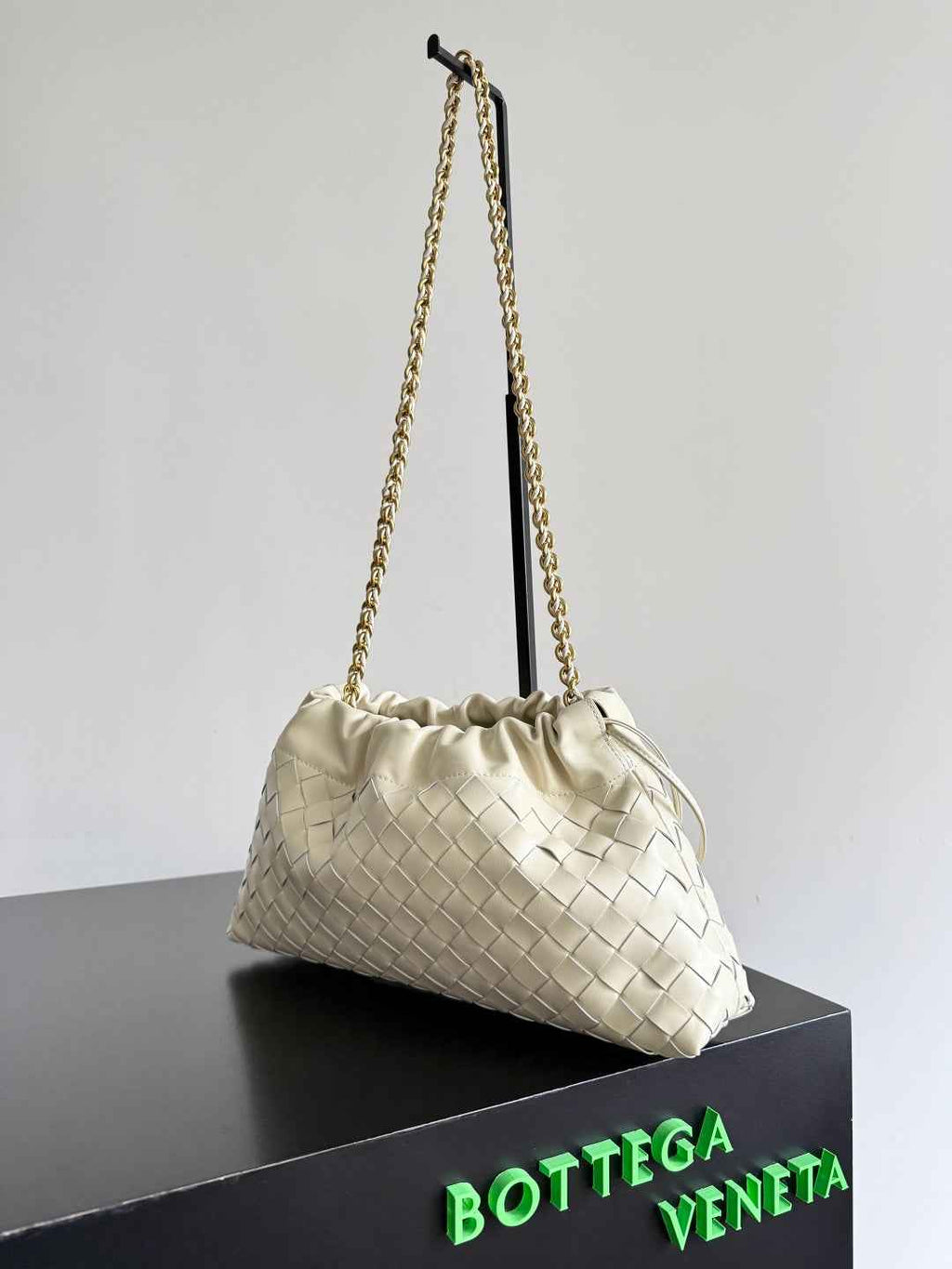 Bottega Veneta Dustbag Notte Leather Pouch -Beige 839394