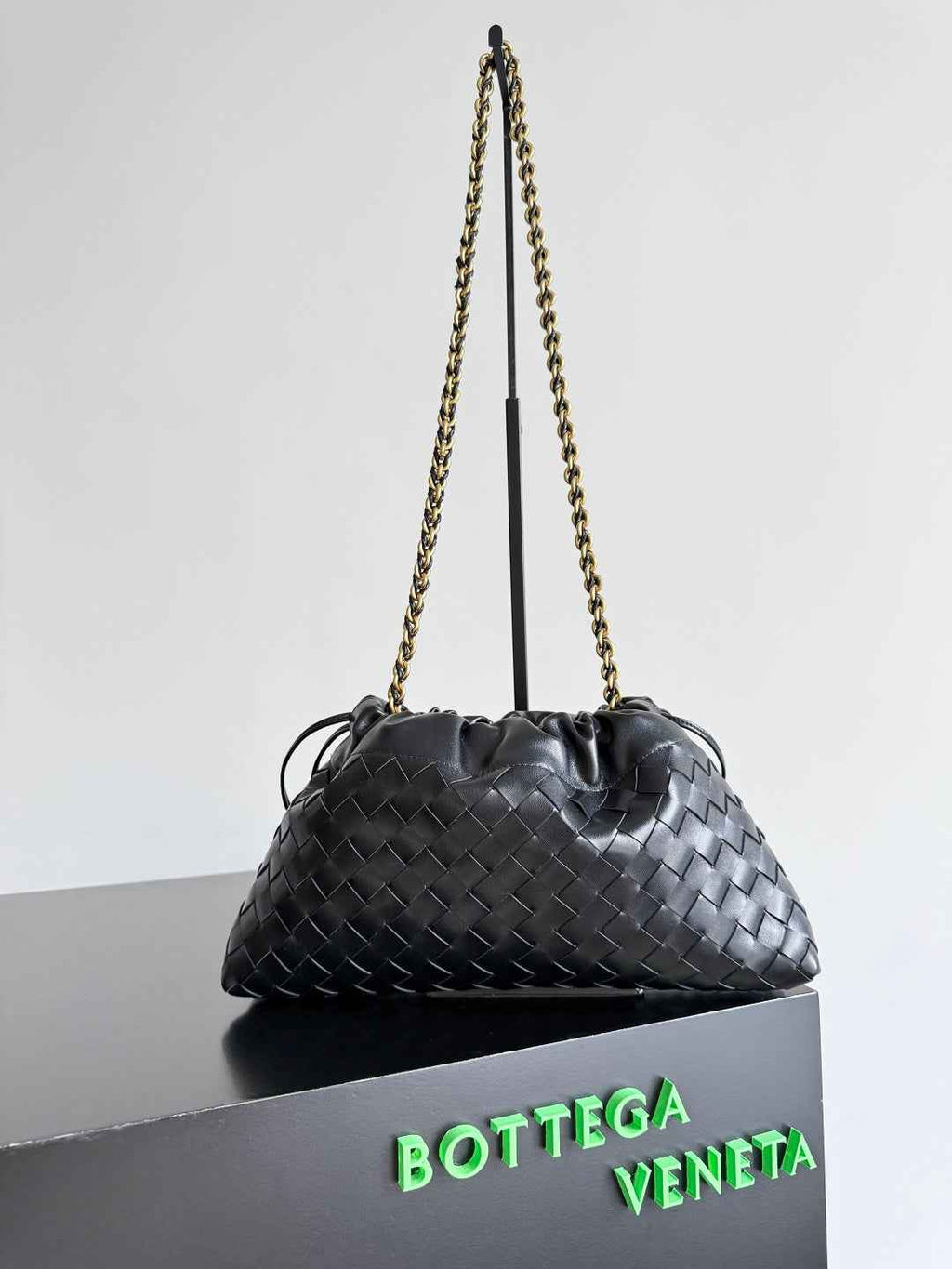 Bottega Veneta Dustbag Notte Leather Pouch - Black 839394