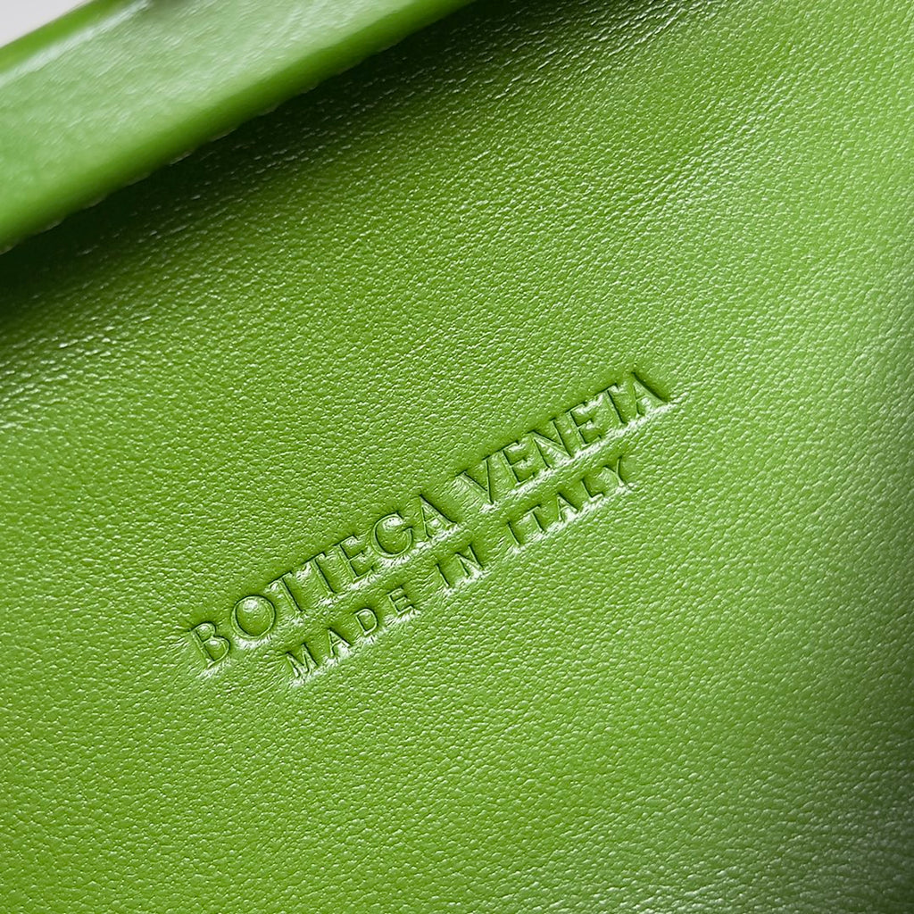 Bottega Veneta Knot Bag 717622 Calfskin Dark Green