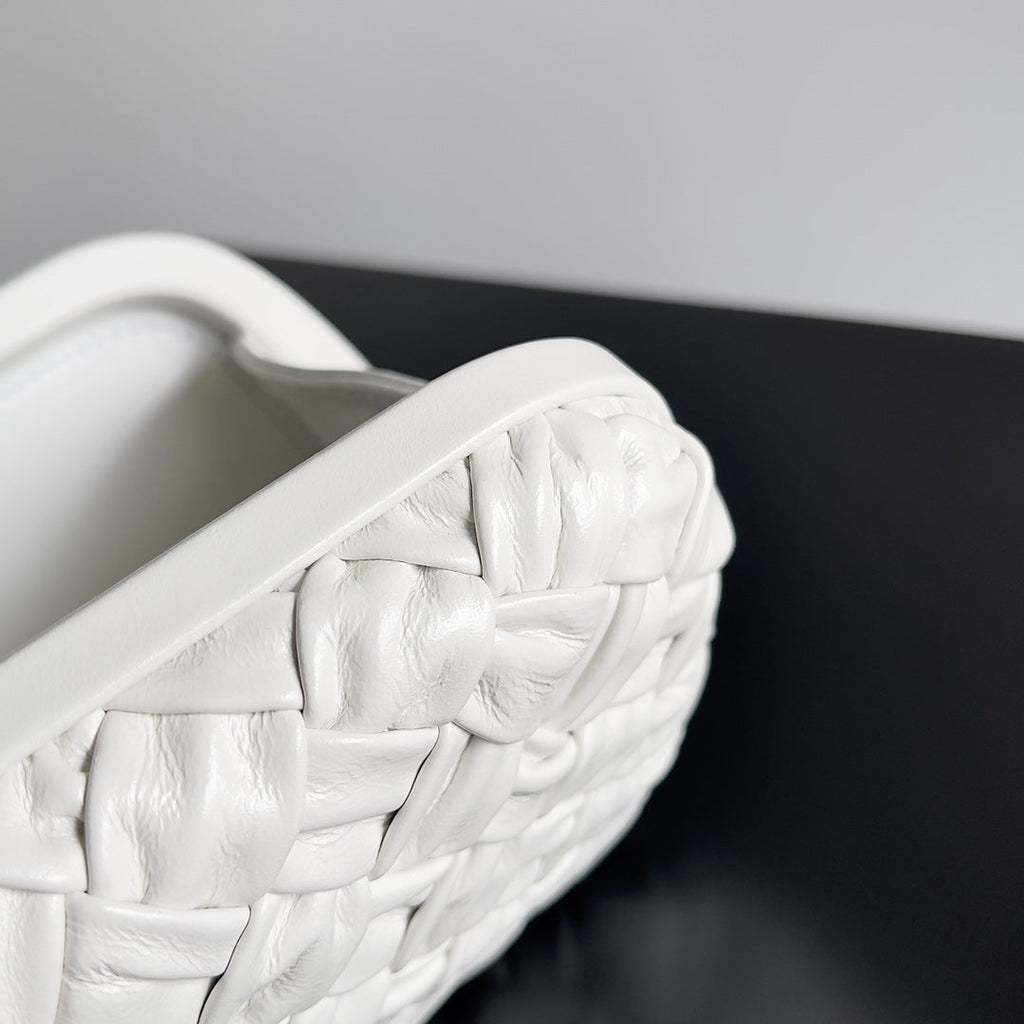 Bottega Veneta Knot Bag 717622 Calfskin White