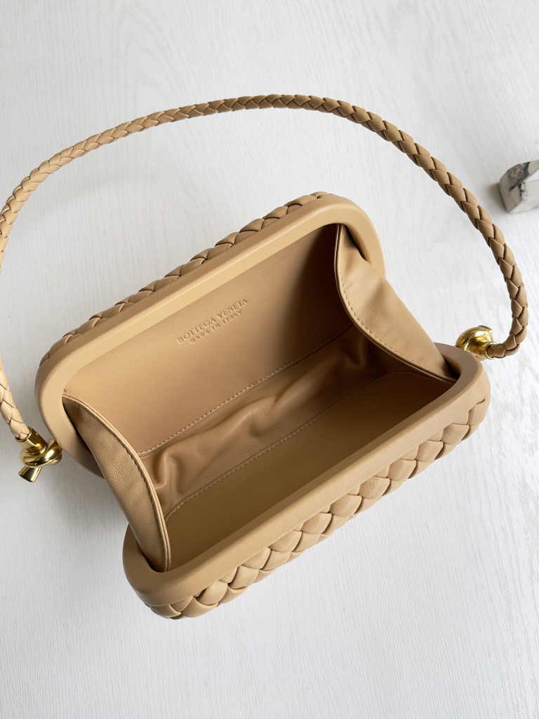 Bottega Veneta Knot With Chain 717623 Apricot Lambskin