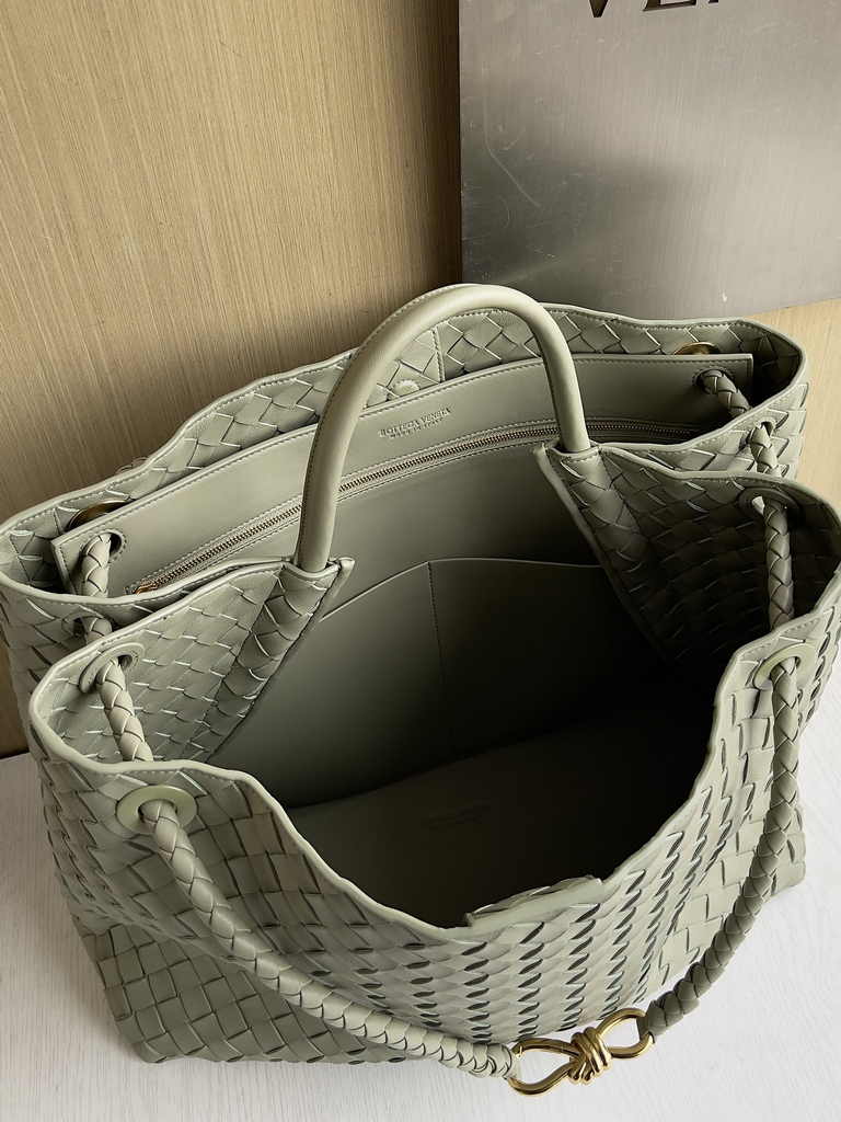 Bottega Veneta Large Andiamo Bag 766019 Light Green Lambskin bonded Intrecciato