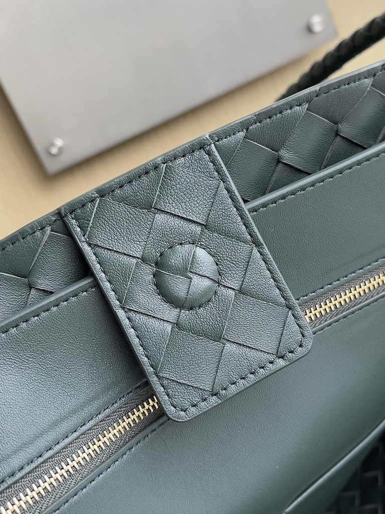 Bottega Veneta Large Andiamo Bag 766019 Dark Green Lambskin bonded Intrecciato