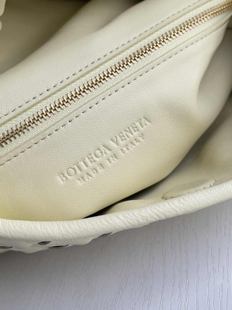 Bottega Veneta Large Hop Bag 763970 Calfskin Light Yellow