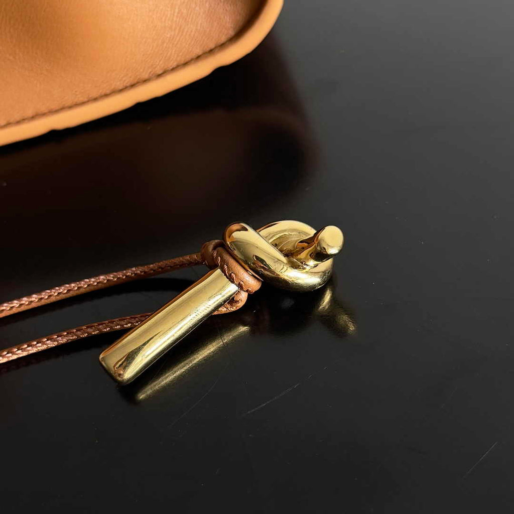 Bottega Veneta Long Clutch Andiamo With Handle 741511 Calfskin Tan