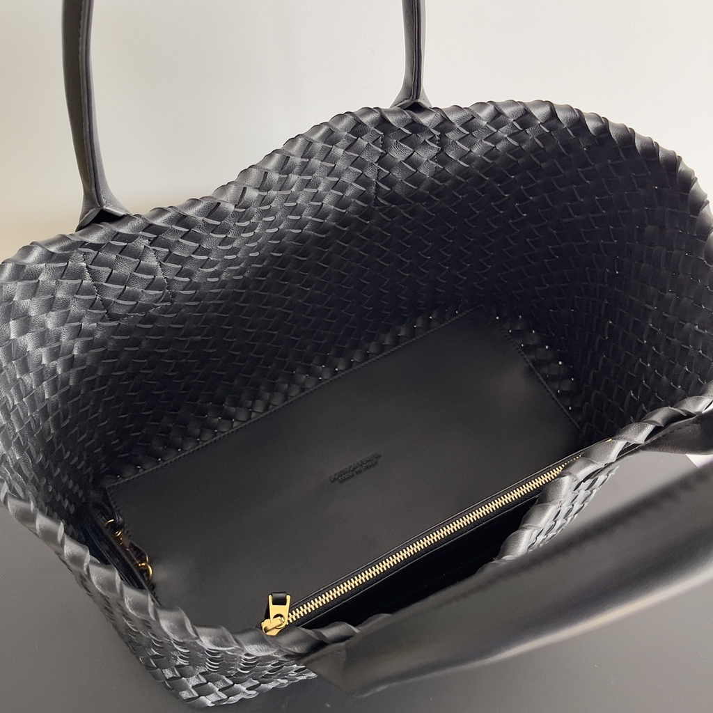 Bottega Veneta Medium Cabat Bag 608810 lambskin leather Black