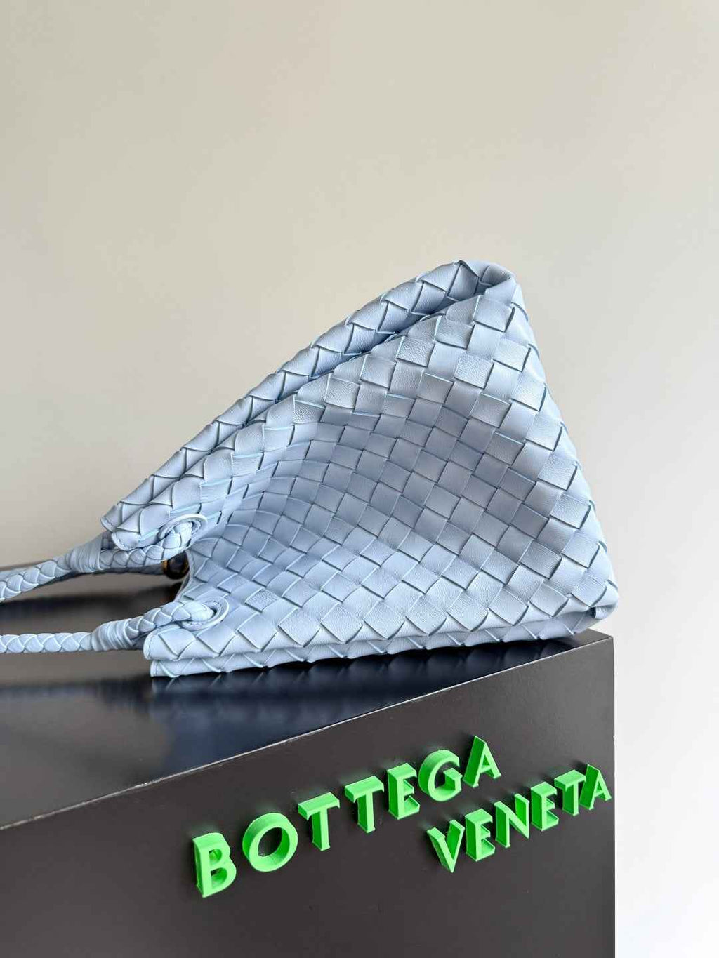 Bottega Veneta Parachute Large 796571 – Blue Calfskin Leather Hobo Bag