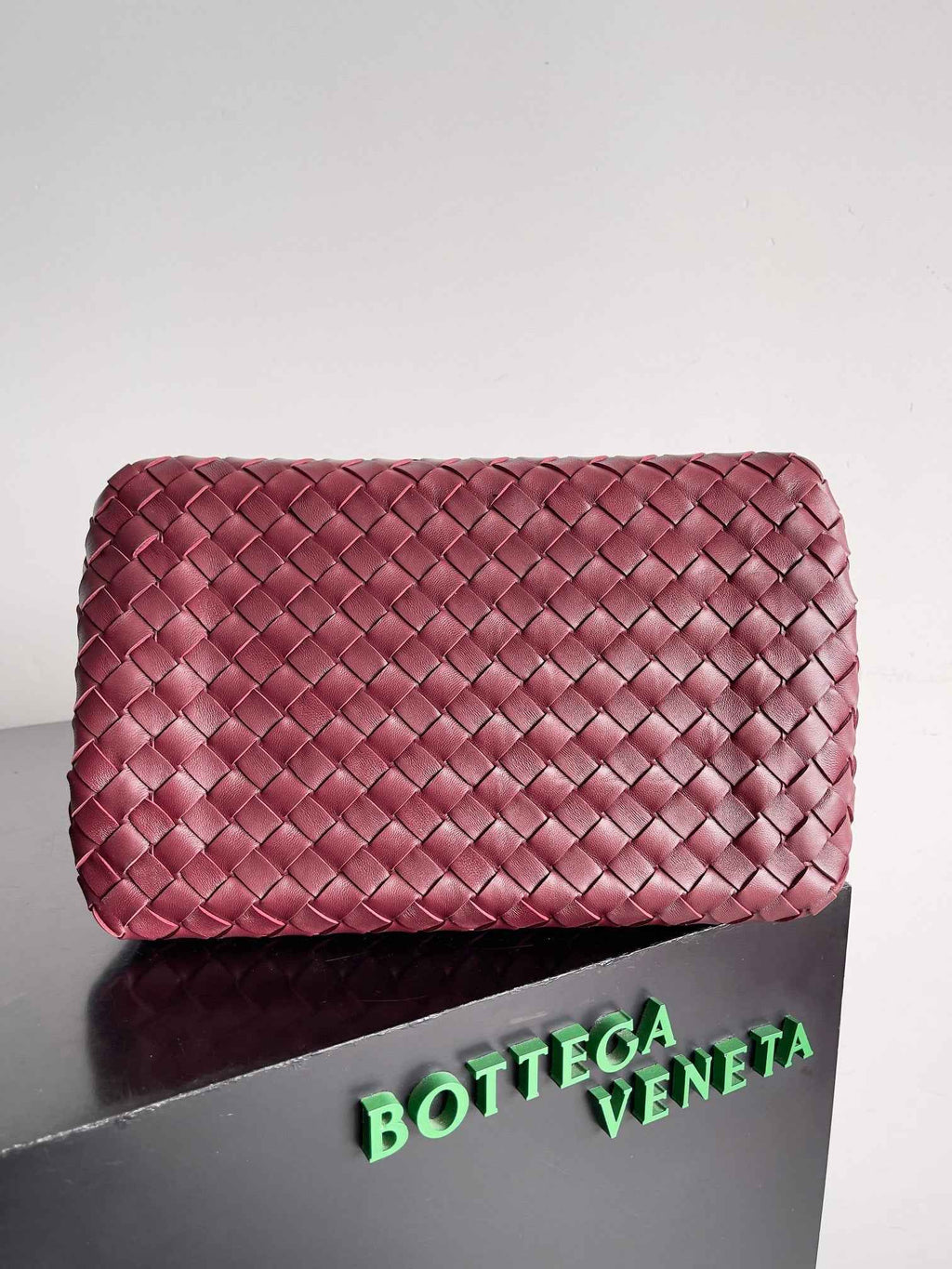 Bottega Veneta Parachute Large 796571 – Wine Red Leather Hobo Bag