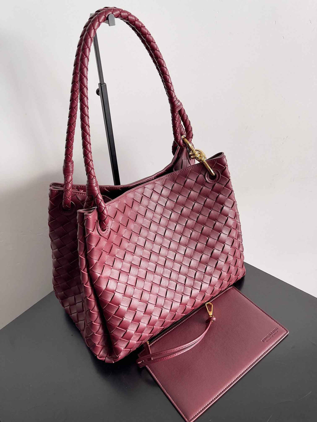 Bottega Veneta Parachute Large 796571 – Wine Red Leather Hobo Bag