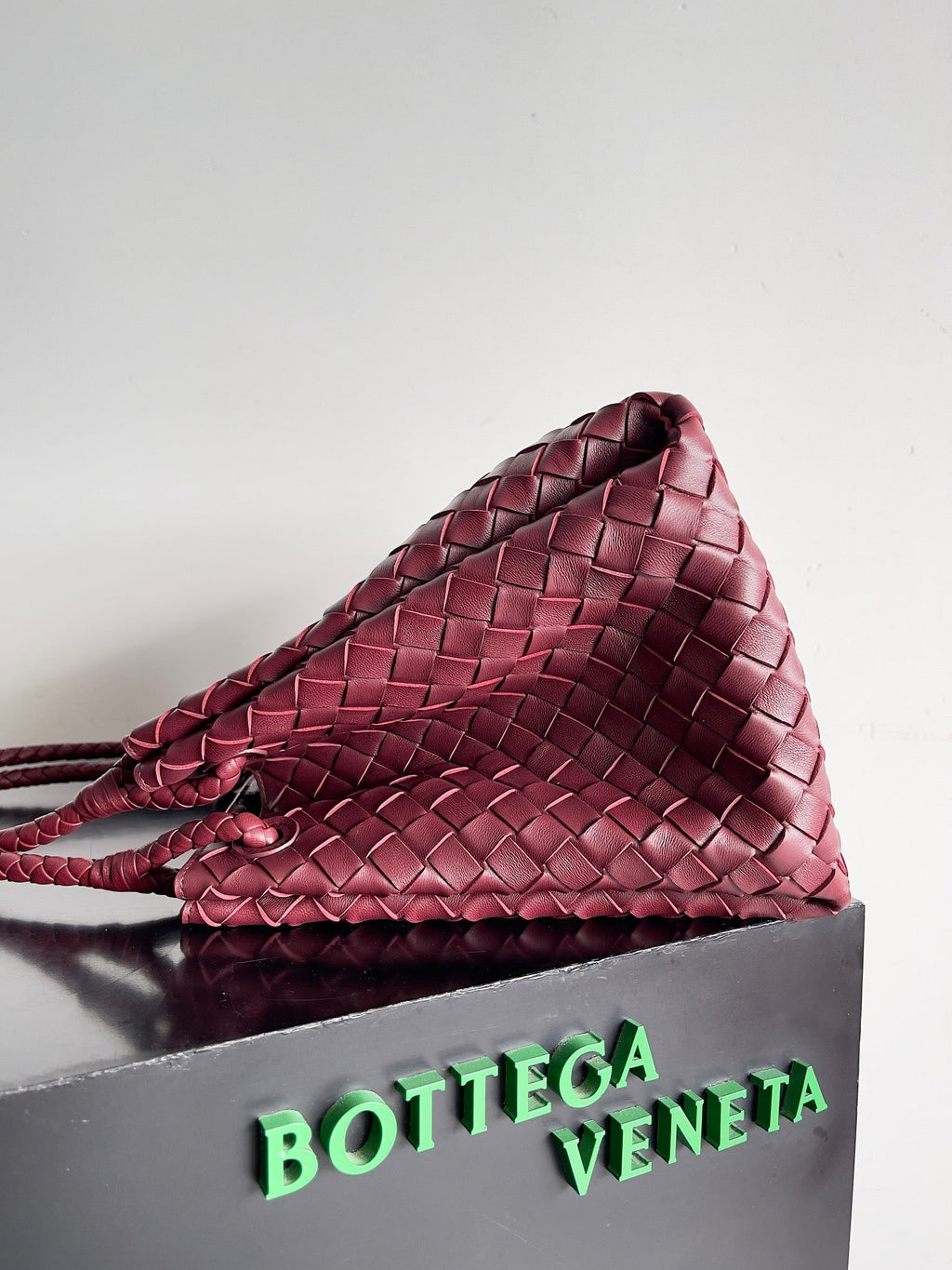 Bottega Veneta Parachute Large 796571 – Wine Red Leather Hobo Bag