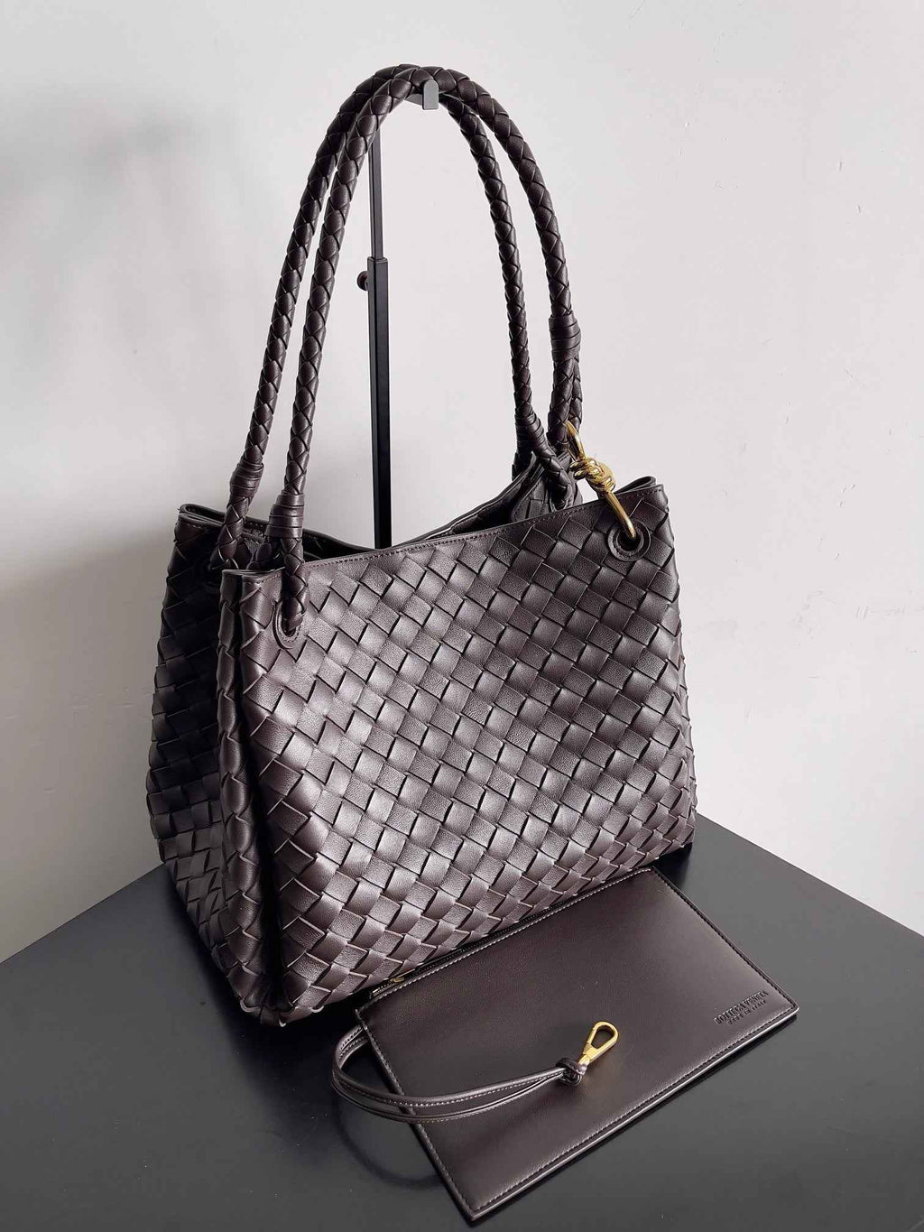 Bottega Veneta Parachute Large 796571 – Coffee Leather Hobo Bag
