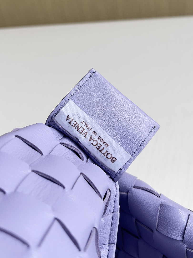 Bottega Veneta Sardine 716082 Lambskin Purple