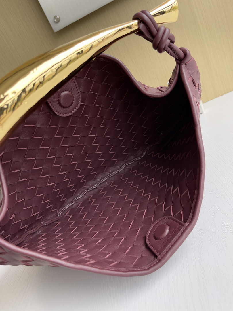 Bottega Veneta Sardine 716082 Lambskin Wine Red