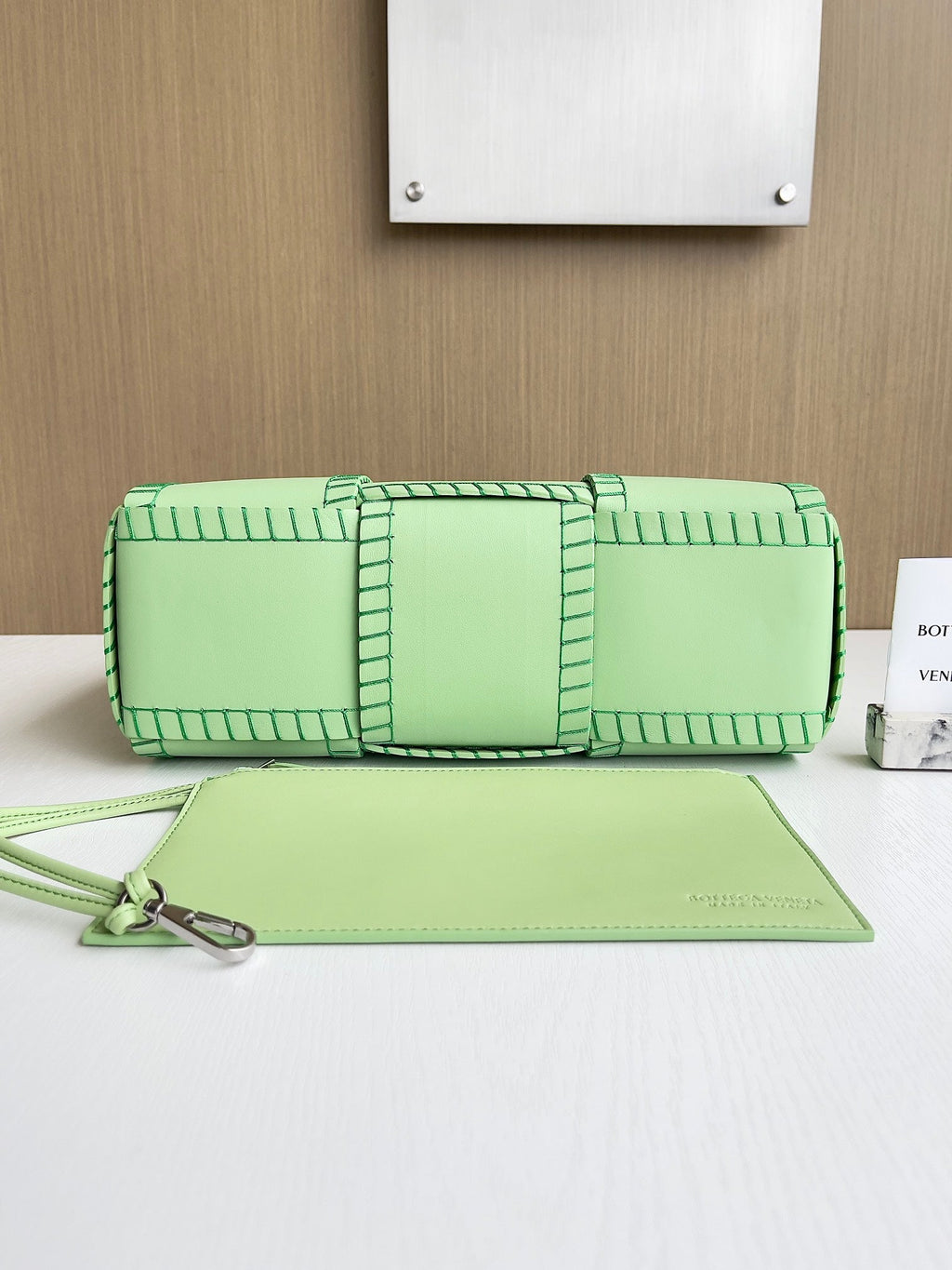 Bottega Veneta Small Arco Tote Bag Calfskin 652867 Green