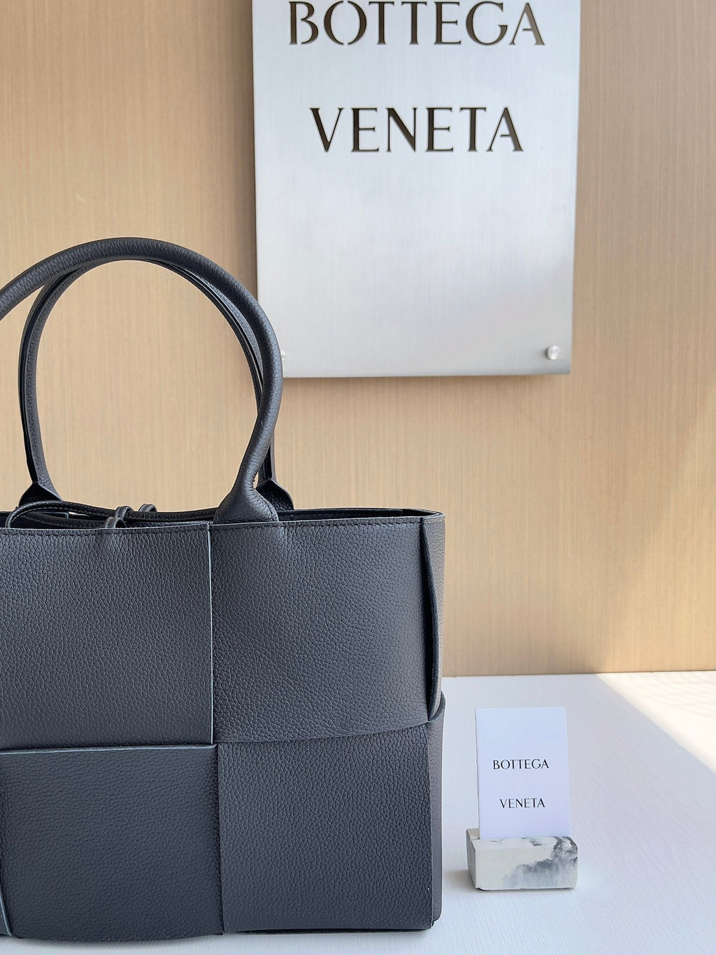 Bottega Veneta Small Arco Tote Bag 652867 Black Calfskin