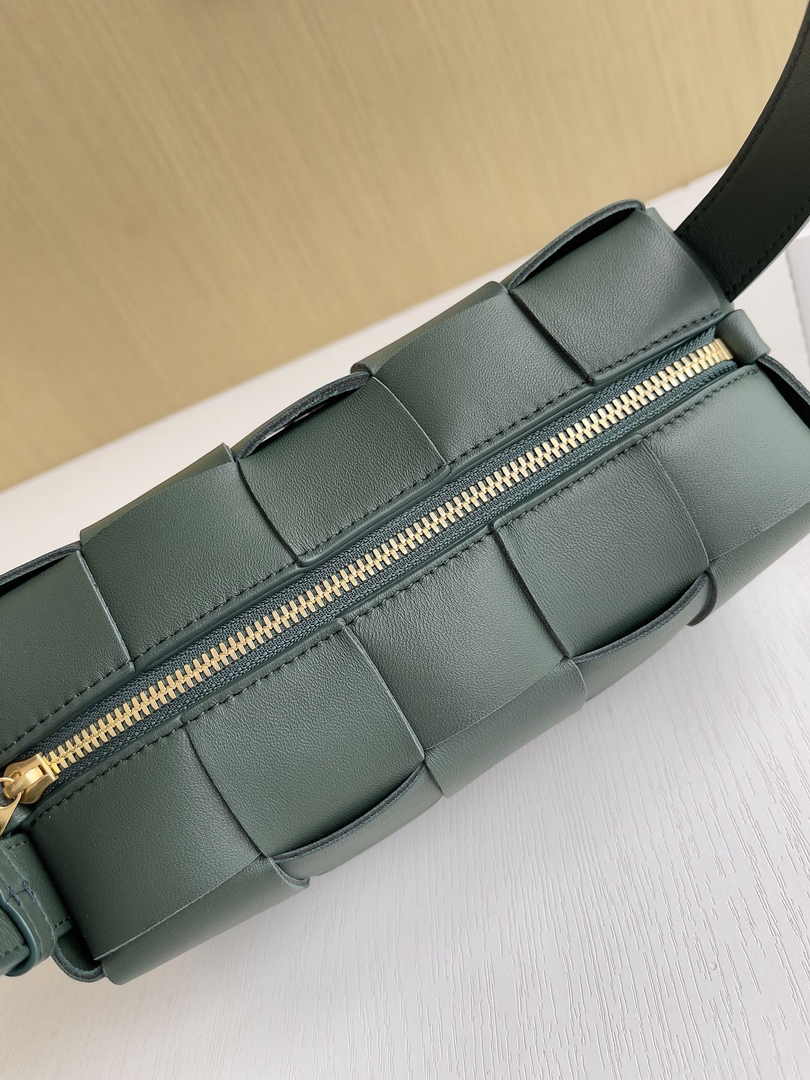 Bottega Veneta Small Brick Cassette 729166 Lambskin Dark Green