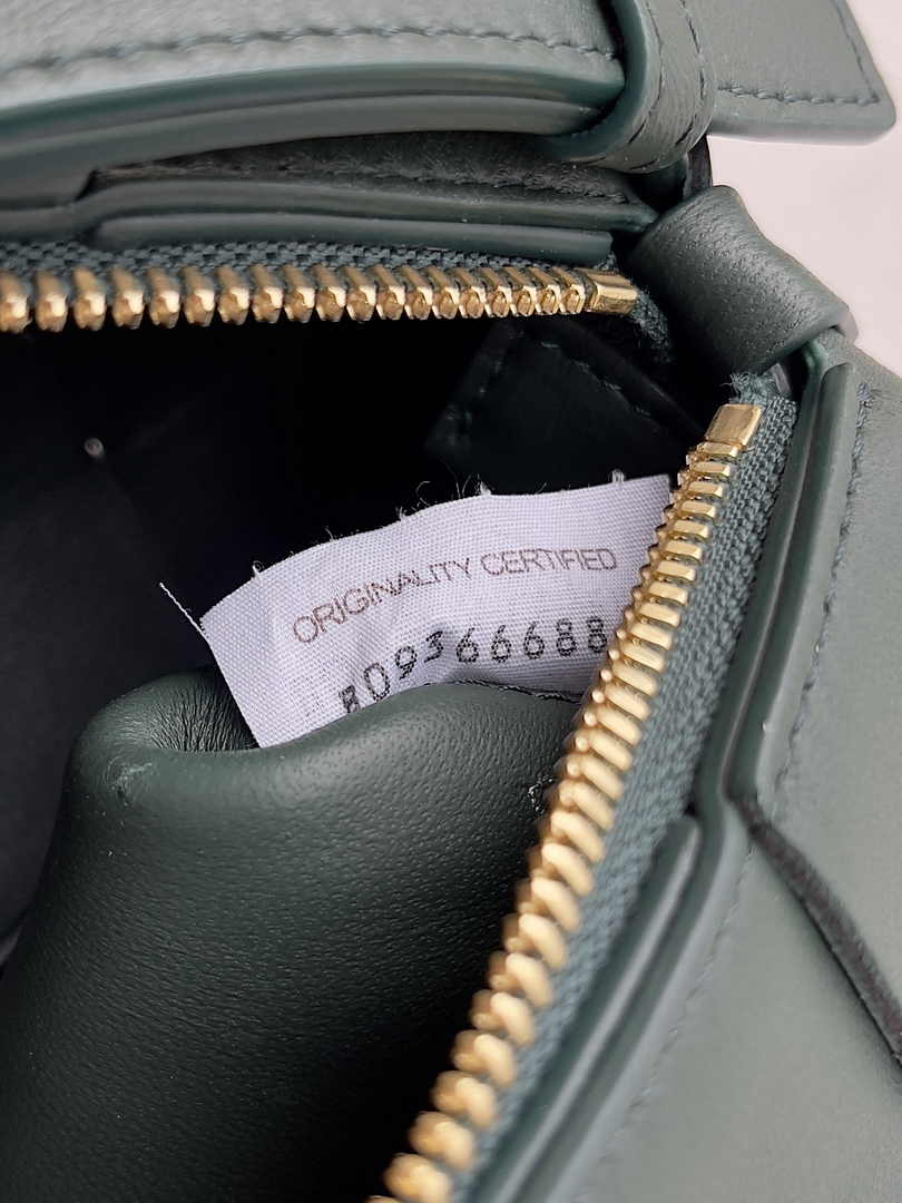 Bottega Veneta Small Brick Cassette 729166 Lambskin Dark Green