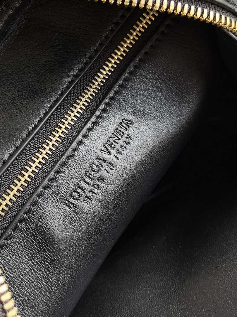 Bottega Veneta Small Getaway 776736 Lambskin Black