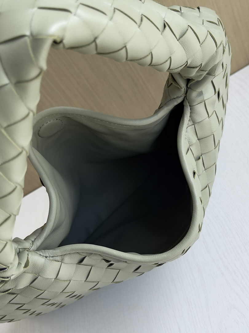 Bottega Veneta Small Hop Bag 763966 Calfskin Light Green