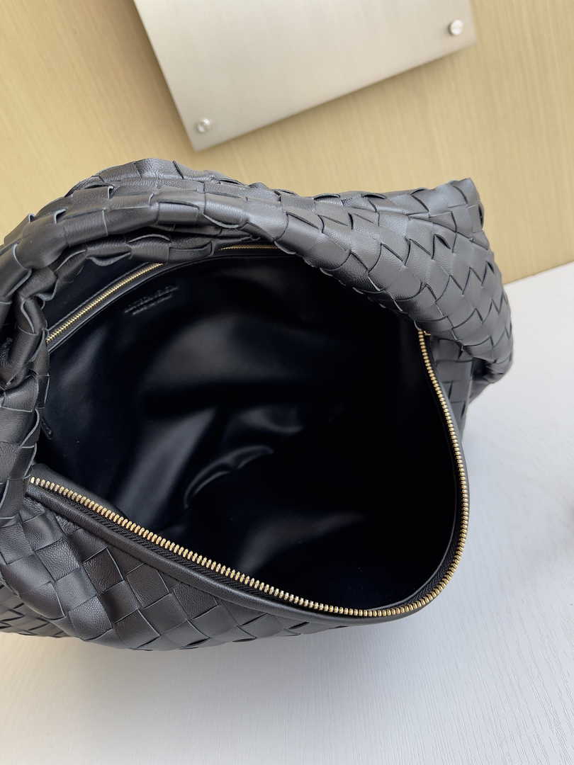 Bottega Veneta Small Jodie Bag 600261 Calfskin Black Zipper Gold