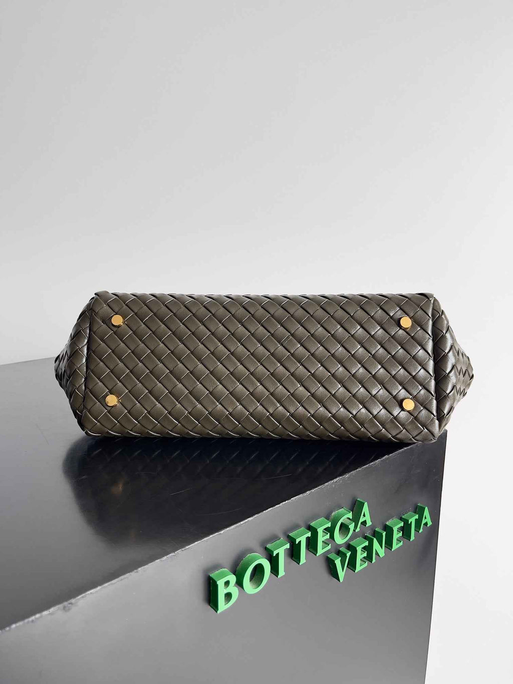 Bottega Veneta Let's go Shoulder Bag 796258 Green Leather
