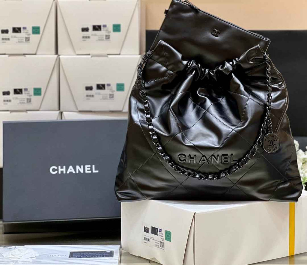 Chanel 22 Bag AS3261 Black Shiny Calfskin Black-Tone Metal