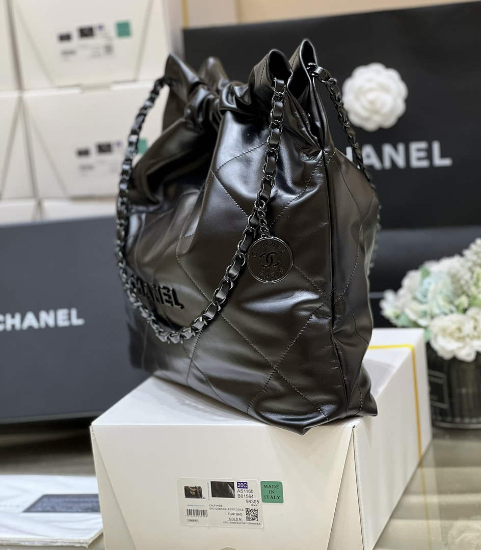Chanel 22 Bag AS3261 Black Shiny Calfskin Black-Tone Metal