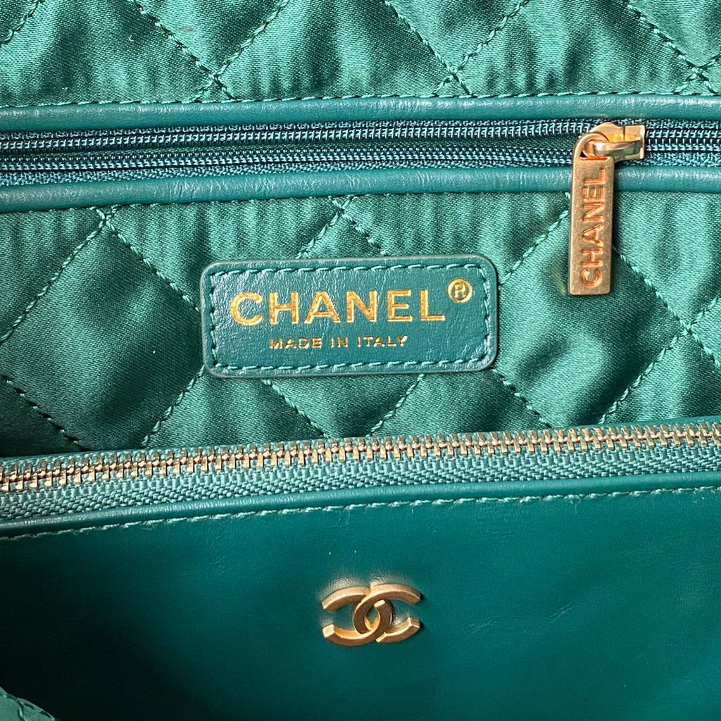 Chanel 22 Small Handbag AS3260 Shiny Calfskin Gold-Tone Metal Dark Green