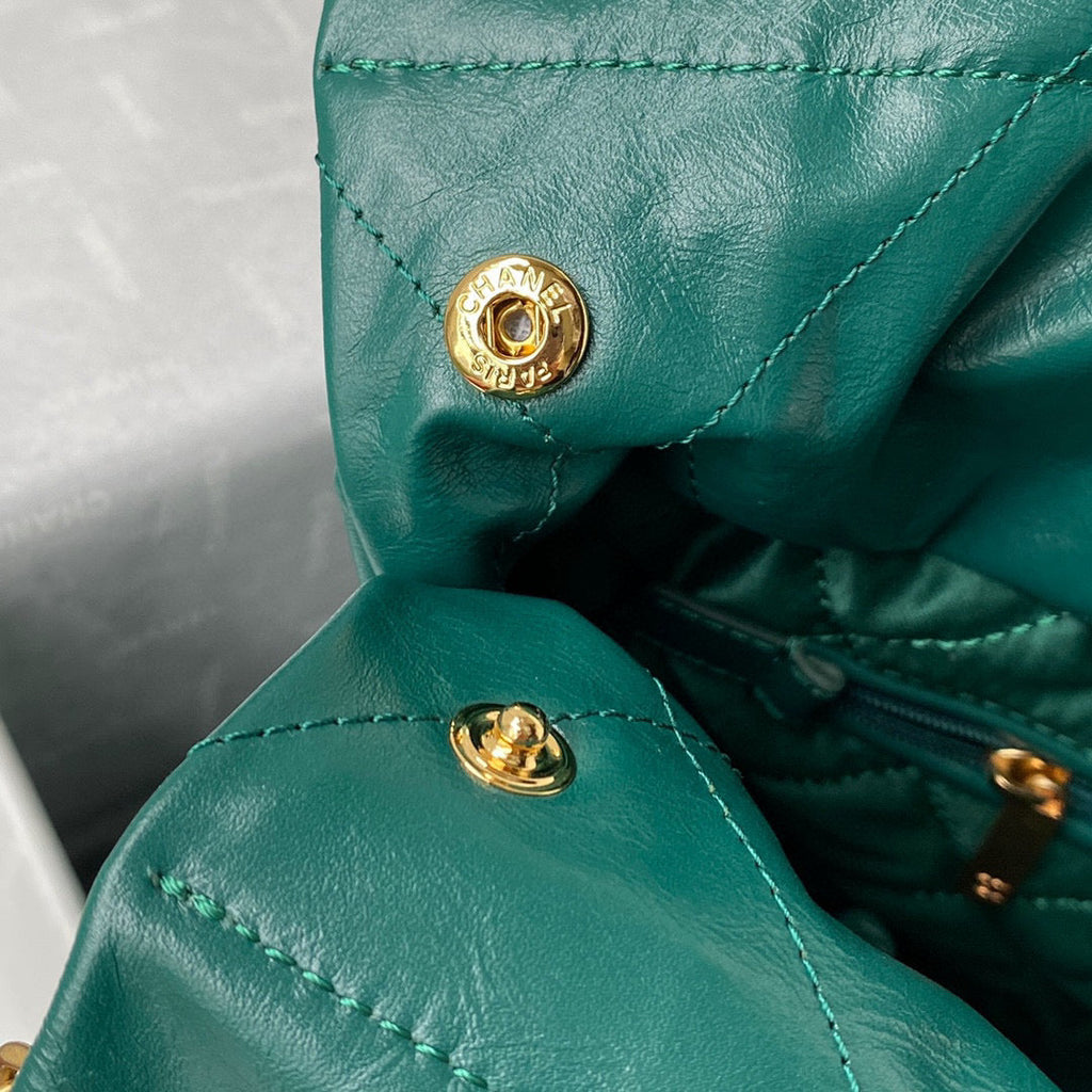 Chanel 22 Small Handbag AS3260 Shiny Calfskin Gold-Tone Metal Dark Green