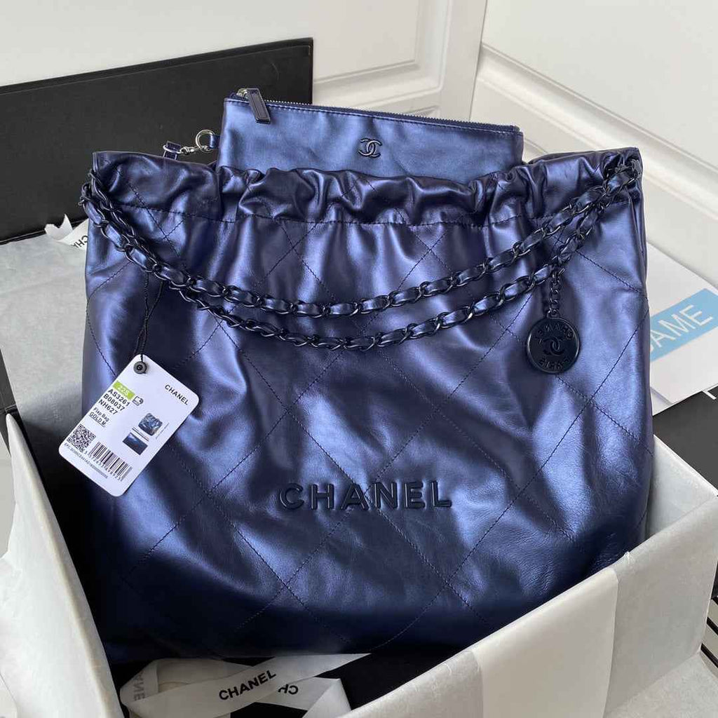 Chanel 22 Handbag AS3261 Shiny Calfskin Gold-Tone Metal Blue