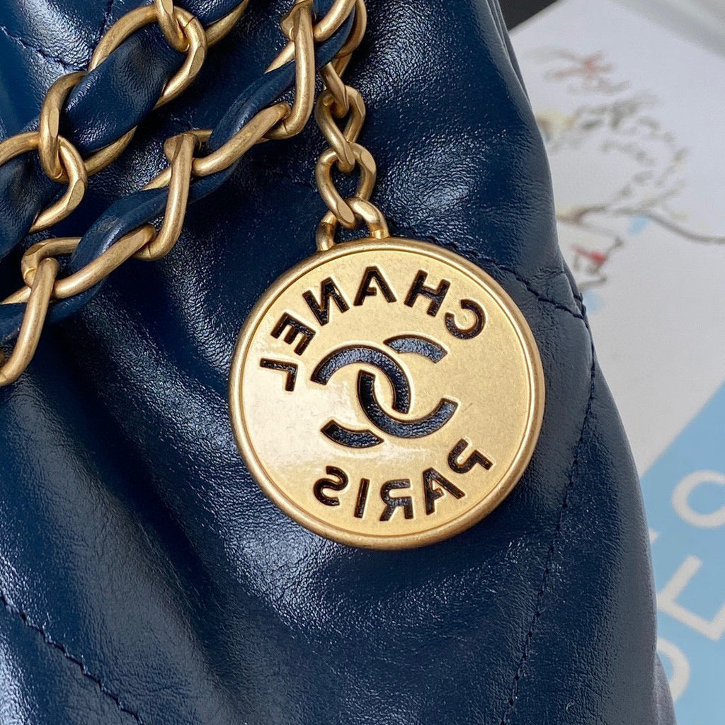 Chanel 22 Handbag AS3261 Shiny Calfskin Gold-Tone Metal Navy Blue