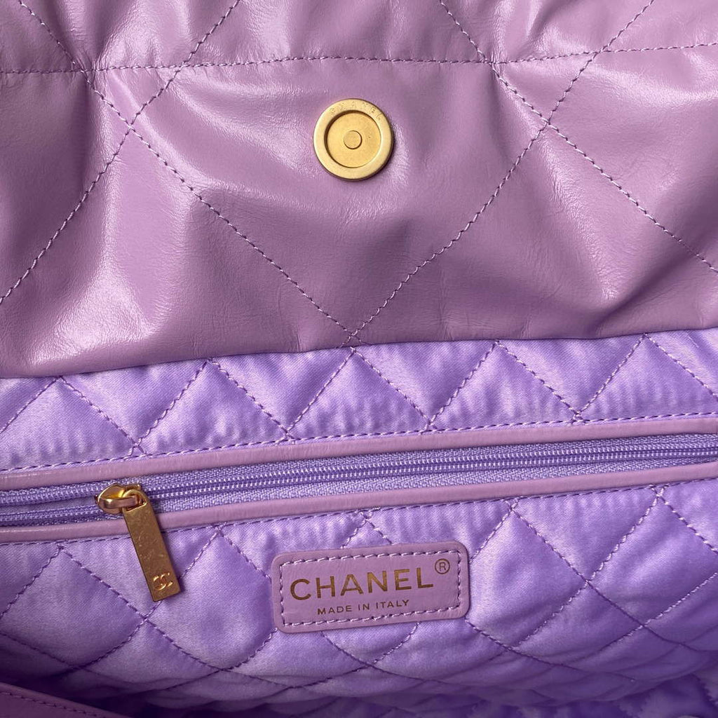 Chanel 22 Handbag AS3261 Shiny Calfskin Gold-Tone Metal Purple