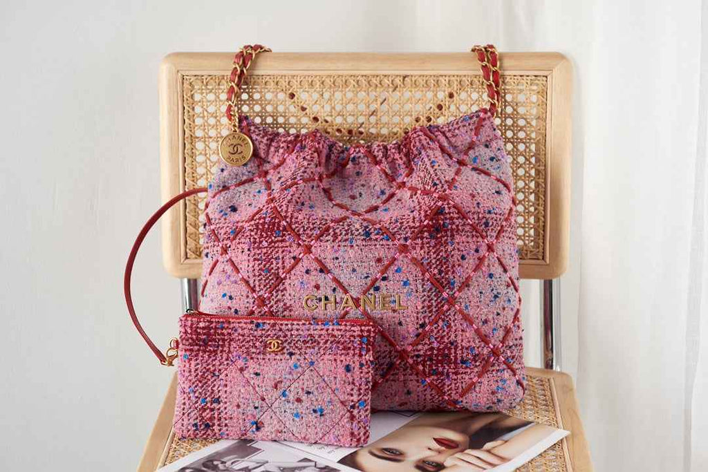 Chanel 22 Handbag AS3261 Tweed Gold Metal Pink Burgundy
